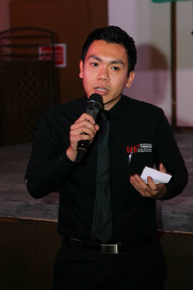 946301_560609653985506_386820954_n