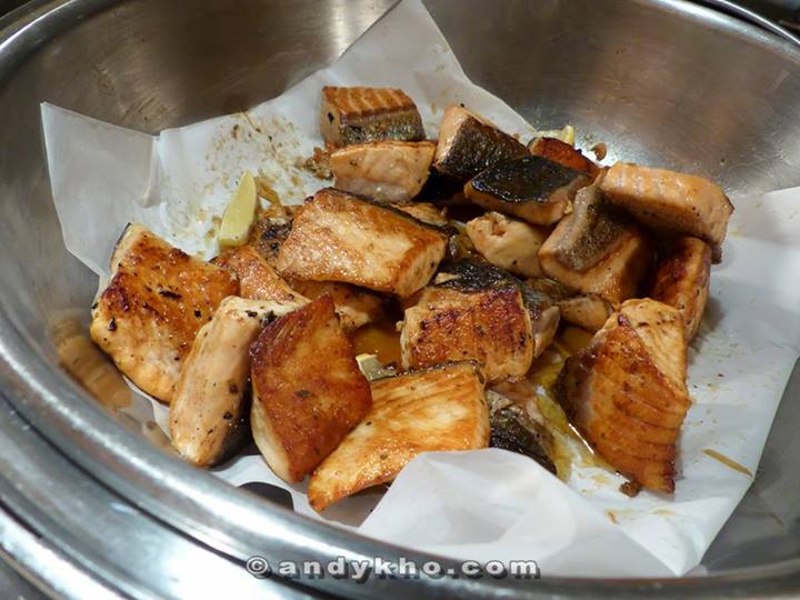 988487_547628878616917_948137347_n