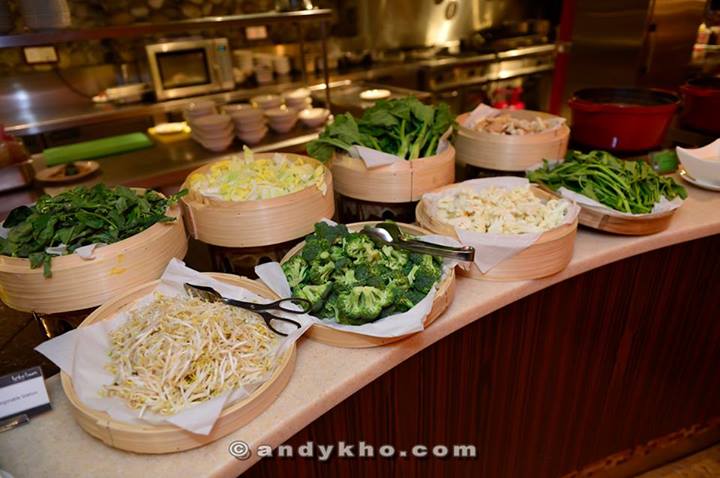 994172_547628205283651_339929028_n