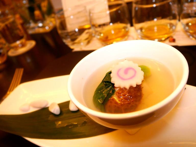 Clear Seafood Soup with scallop, prawn and clam. The broth was oh so deliciously sweet from the seafood.