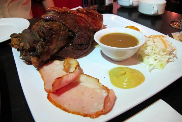 1078928_10152067689645278_1294396949_o