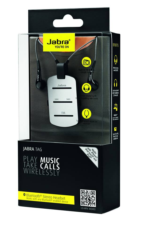 The set includes 1 Jabra Tag headset, 1 AC charger, 2 extra sets of eargels, the quick start manual and the warranty.