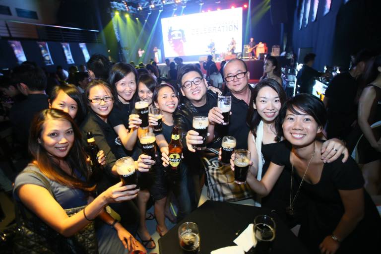 1172264_572930572753414_1449359049_o