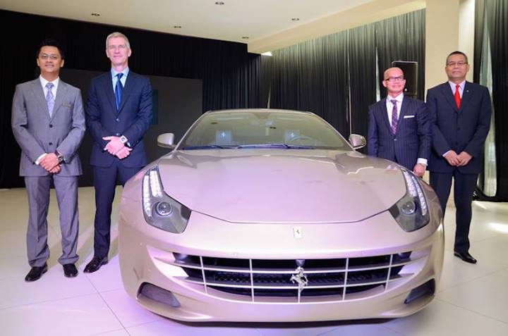 1176117_627932497238766_369404419_n