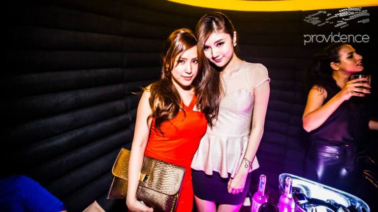 1009826_568623733198117_470073152_n