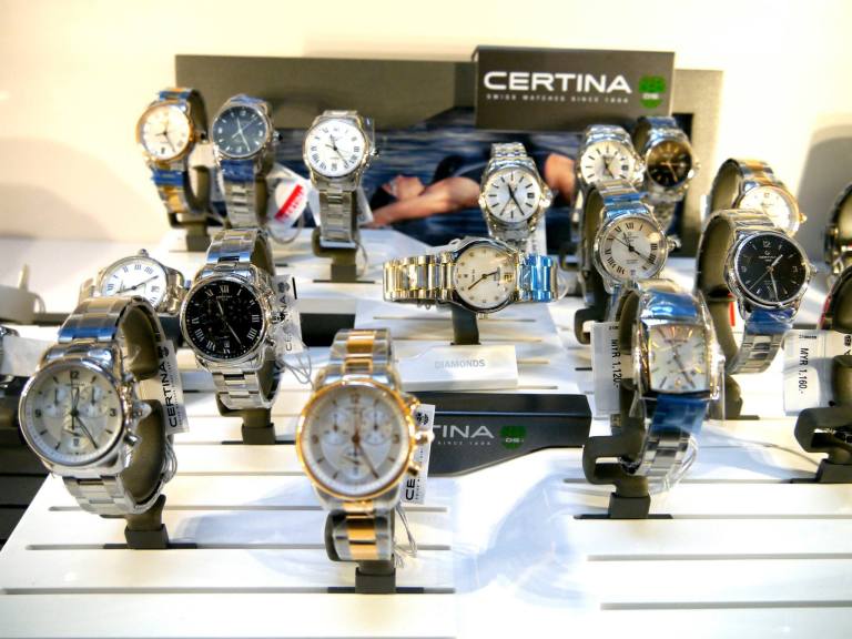 1052484_552753168104488_1828108383_o