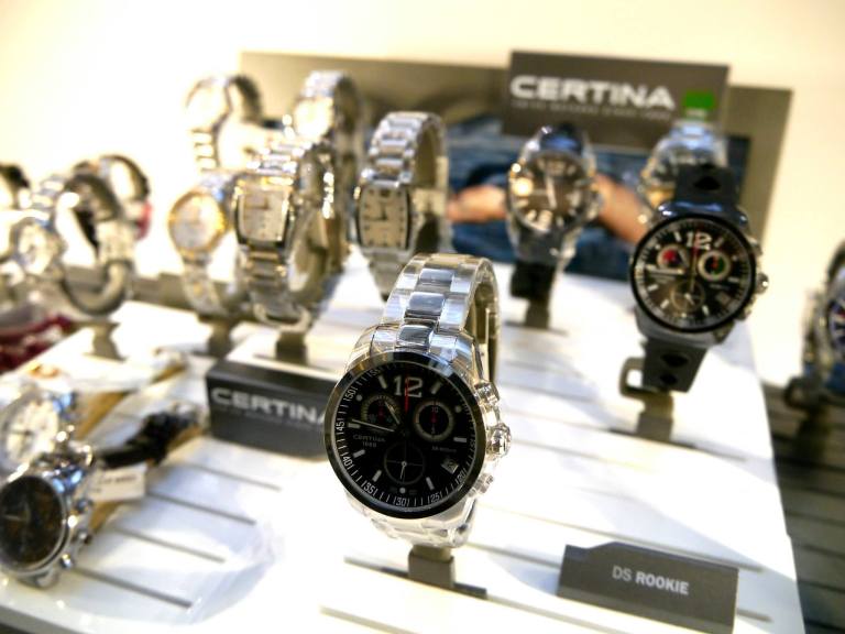 1052808_552753678104437_590332158_o