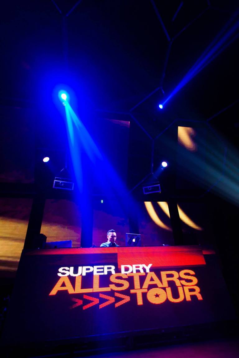 1265381_682255321803820_1437893326_o