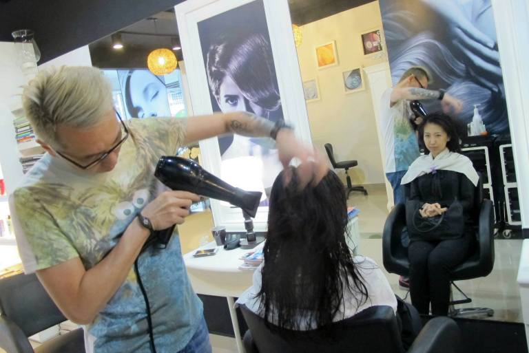 1292799_584175454962259_966290497_o