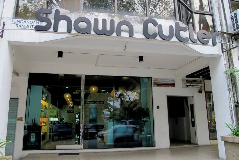 680297_584175331628938_1439221798_o