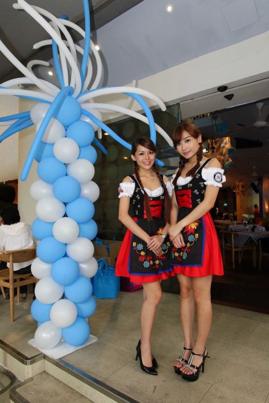 1274796_699919610037391_1001484268_o