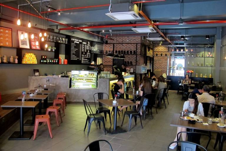 The interior of the cafe. There are also two tables outside for those who want to smoke.