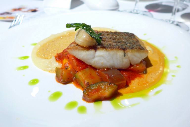 1404500_10152253741140278_104129665_o