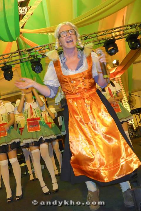 946394_596828270363644_431096466_n