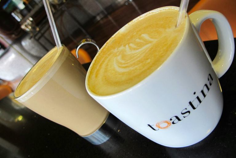 We eventually made our was to Toastina Café & Bar which is located on the ground floor on the side of the hotel which faces Asian Heritage Row for some freshly pressed coffee.