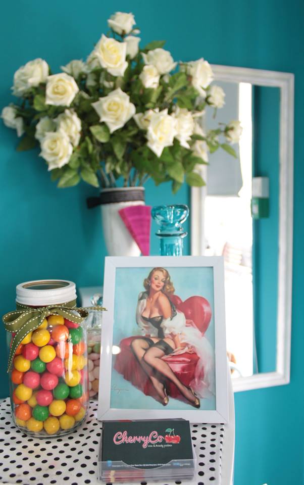 1454916_10152348770235278_415294557_n