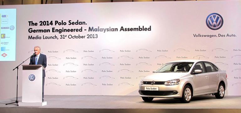 561615_604195486293589_26256170_n