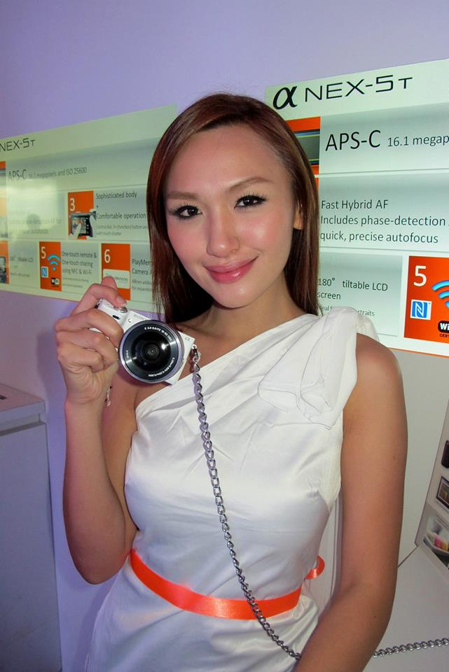 581838_585355121510959_608939653_n