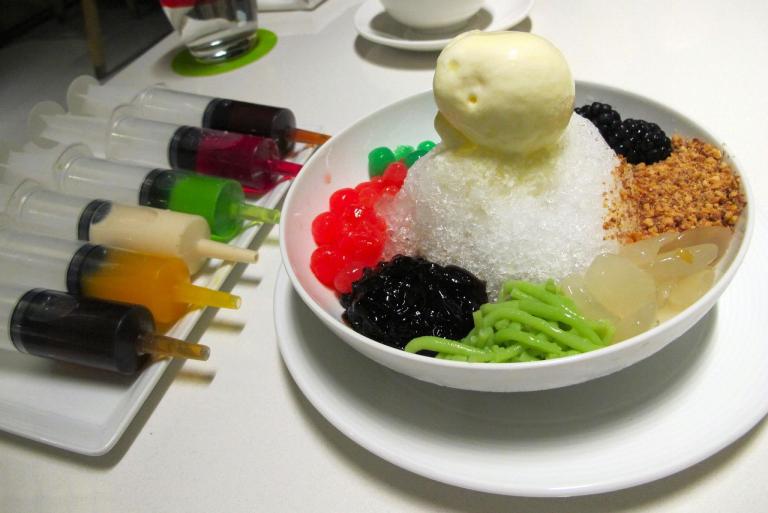 793779_10152258041290278_320439233_o