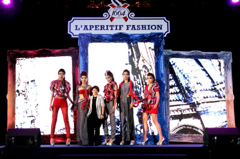 887049_611219868924484_134390439_o