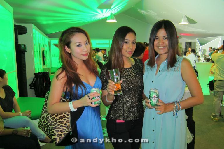 MHB's Sarah, Kay and Mynn from Red FM (L-R)