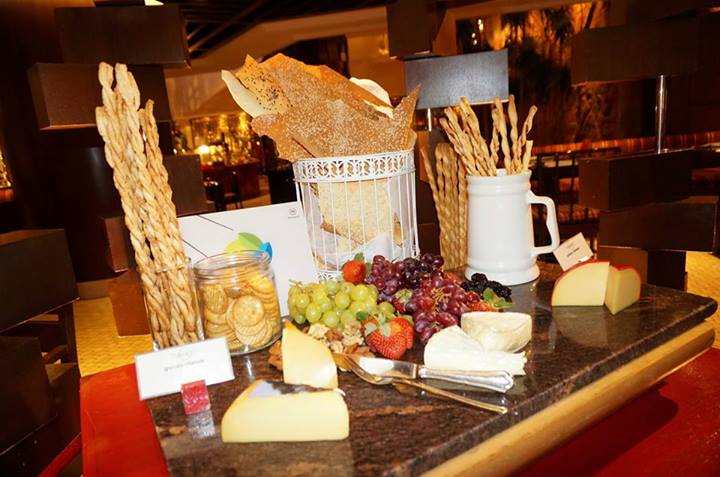 1499426_10152491162170278_1380003834_n