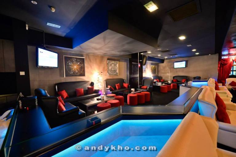 1518286_633243560055448_1750229962_n