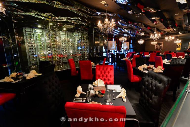 1525601_633243623388775_602059836_n