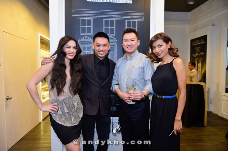 936019_628451823867955_234698830_n