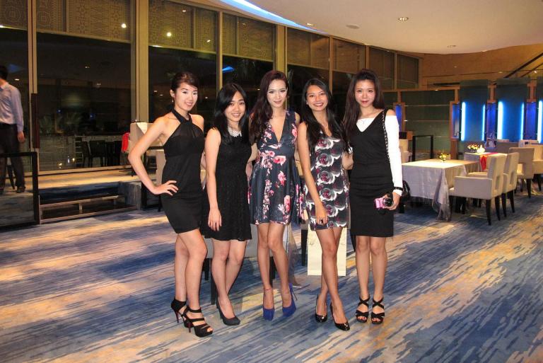 1556377_647956078584196_1837960064_o