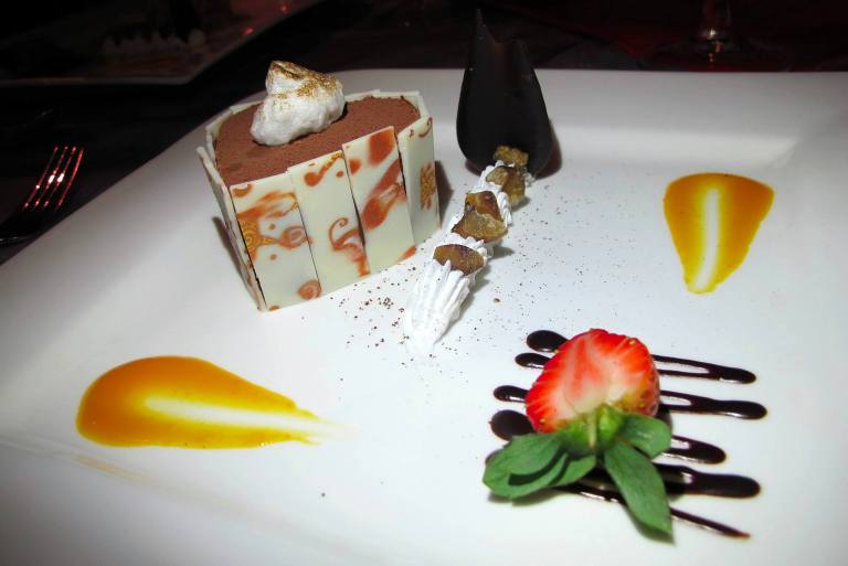 1622531_647955615250909_306157223_o