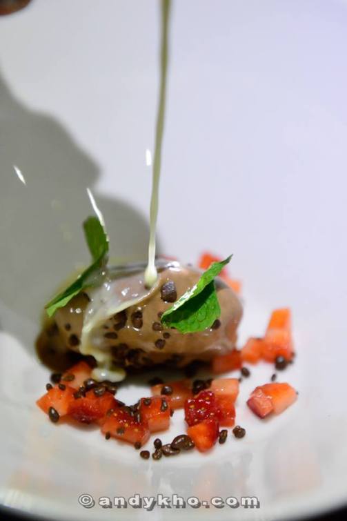 1383950_598944780151993_1323626310_n