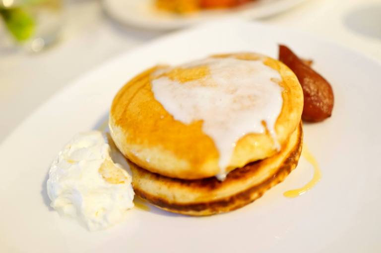 Vanilla Poached Pears - RM16 .00 Whipped mascarpone & vanilla cream, house granola. Liked the fluffy pancakes but the traditional side of me wanted some maple syrup to go with this. Perhaps I'll request that next time round.