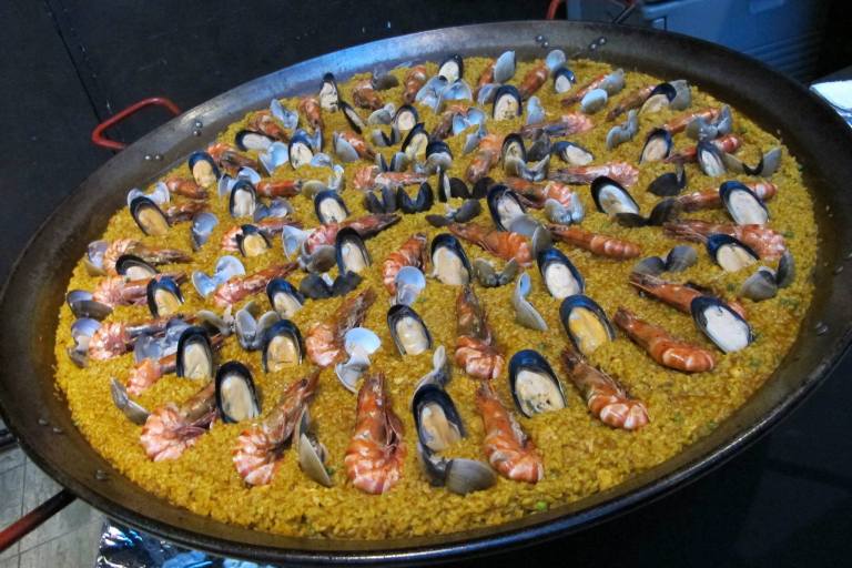 One massive paella!