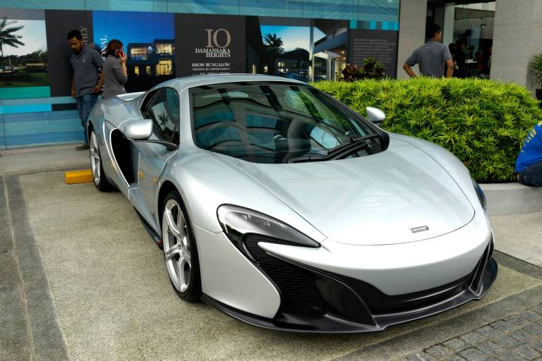 McLaren 650S