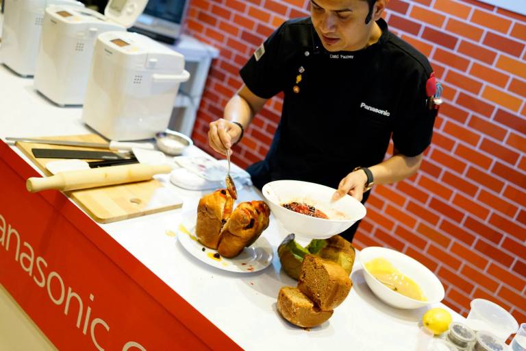 We even got to try his breads and they were delicious. No doubt because they were made by a chef.