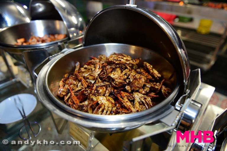 I couldn't stop eating the crabs which had really sweet flesh!