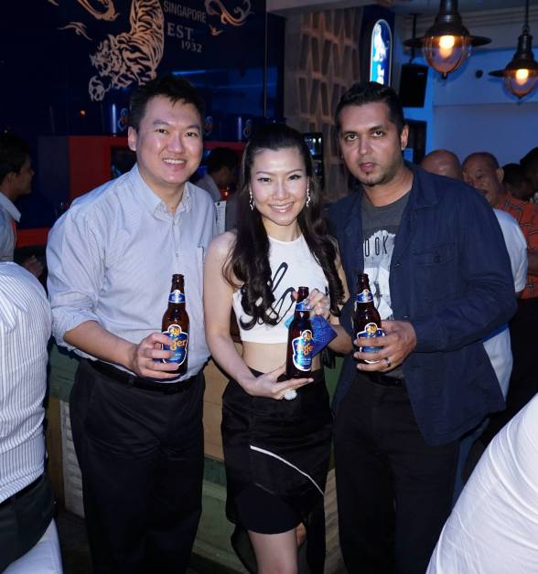 With Veron and Deep the Thirsty Blogger