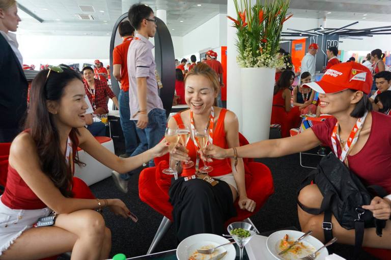 Lots of drinks to go around!