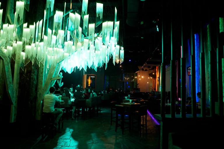 Signature by The Hill is divided into two (2) different sections namely the bar (pictured above) and the dining room