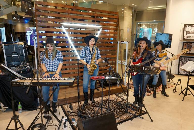 Dotters Division entertaining the crowd