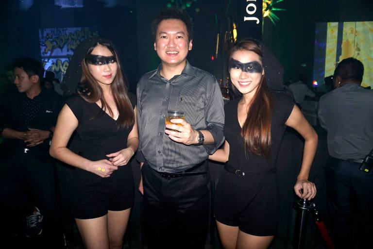 Me with two (2) Johnnie Walker brand ambassadors. Couldn't really tell who was who with the black eye makeup even though I starred closely.