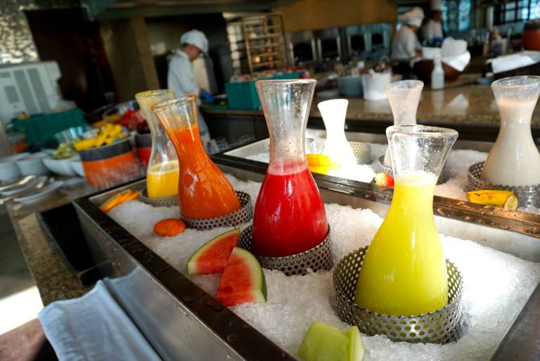 Start off your day with some fresh and healthy fruit juices!