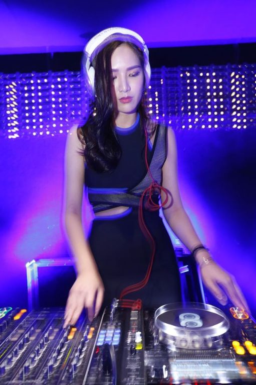 Jane Chuck aka Chuckei