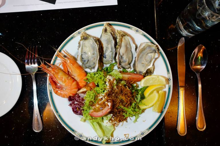 11289593_890332304346571_7557192513288922831_o