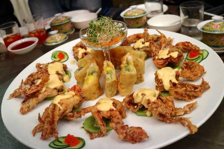 Crispy Soft Shell Crab with Mango and Kiwi Sauce - RM43.00++