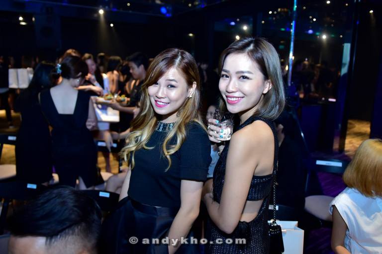 Blogger Karen Kho (R) and her friend