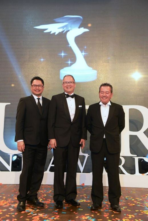 Andrew Lee, Organising Chairman of Putra Brand Awards 2015, Michael Foong, Group Chief Strategy Officer of Maybank Group, and Dato’ Johnny Mun, President of the 4As