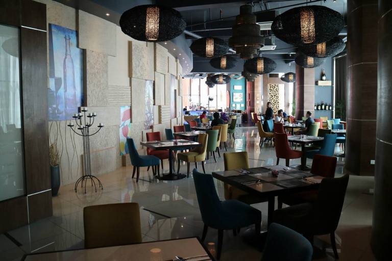 Food wise, the hotel has an all-day-dining restaurant which is Hugo's by Modestos and also a Starbucks. There's lots more food in Empire Damansara which is connected to the hotel.