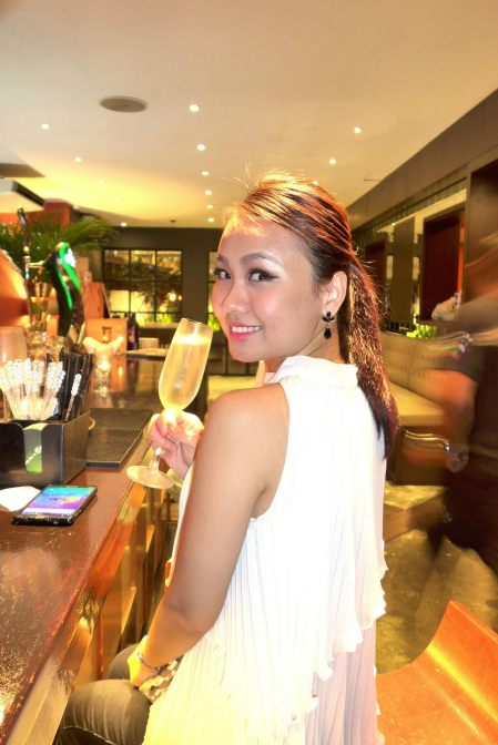 We had some champagne at the bar before dinner